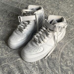 Hi rise Nike air forces 1 with straps, size 8 women in box brand new worn once